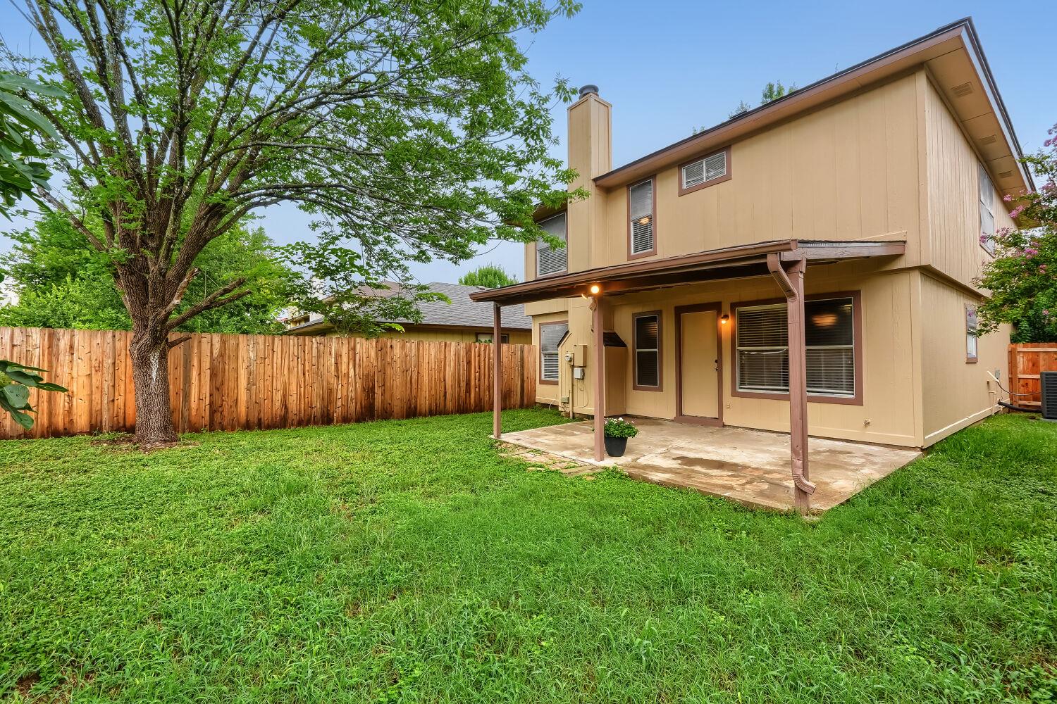 814 Smoke Signal, Pflugerville, TX 78660 — photo 1