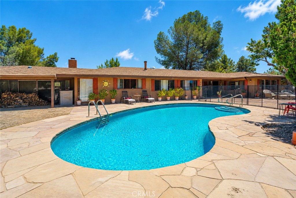 19955 Chickasaw Road, Apple Valley, CA 92307 — photo 1