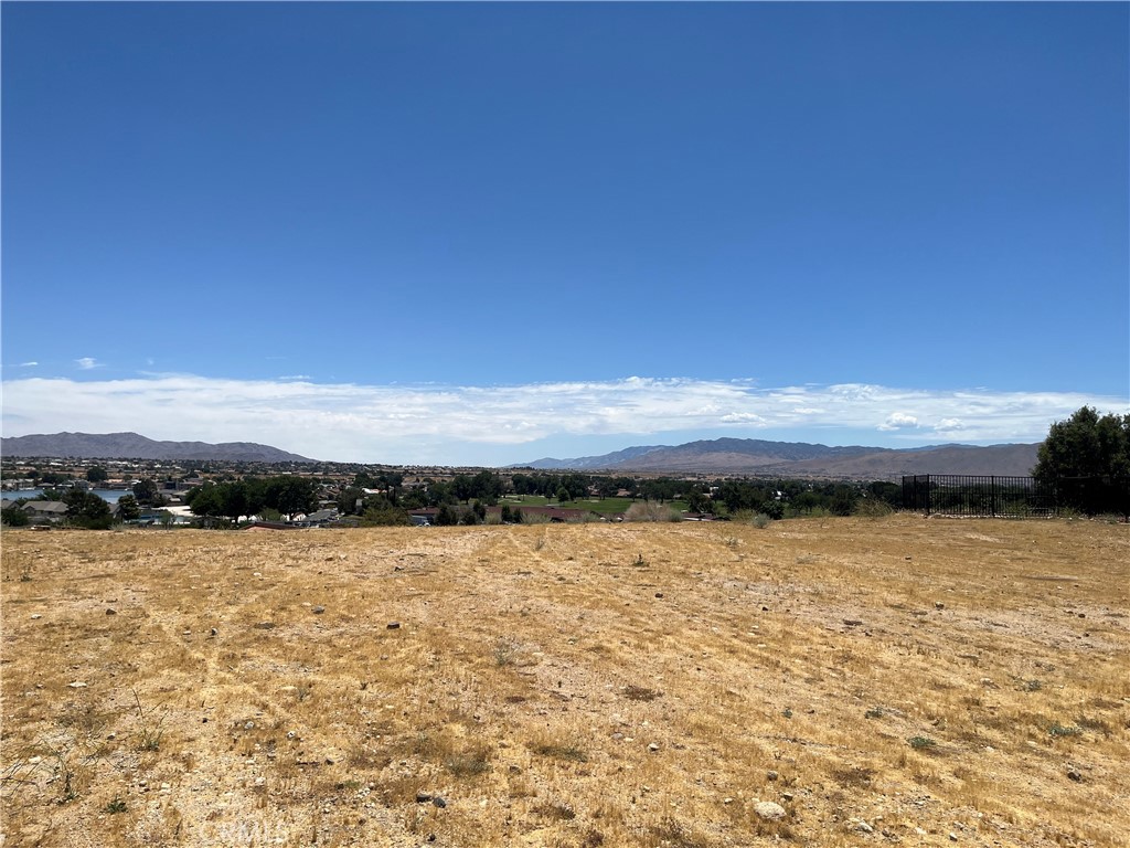 18035 Wildwood, Victorville, CA 92395 — photo 1