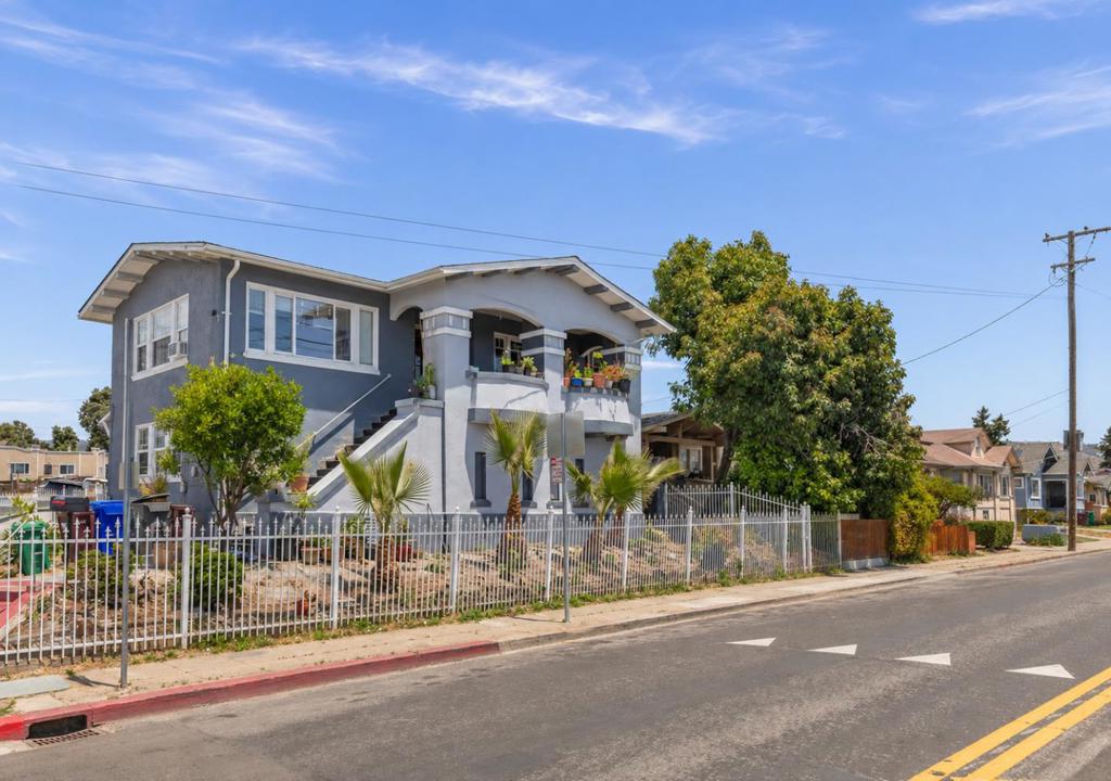 1914 51st Avenue, Oakland, CA 94601 — photo 1