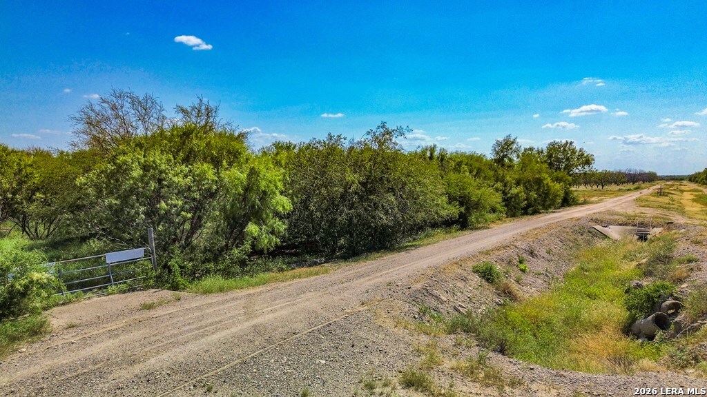 1022 Silver Bridge Rd, ,  78877 — photo 1