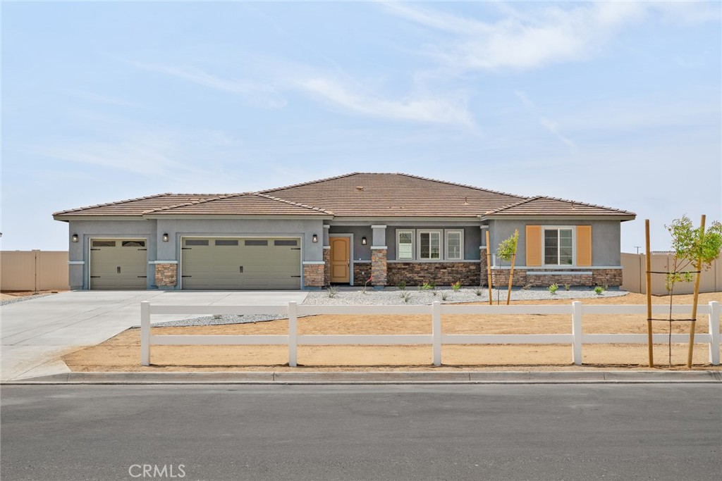 14585 Indigo, Apple Valley, CA 92307 — photo 1