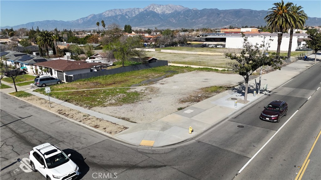 9098 Sierra, Fontana, CA 92335 — photo 1