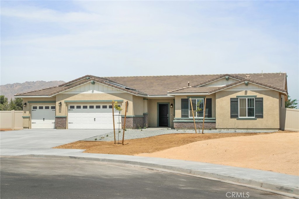 14563 Indigo, Apple Valley, CA 92307 — photo 1