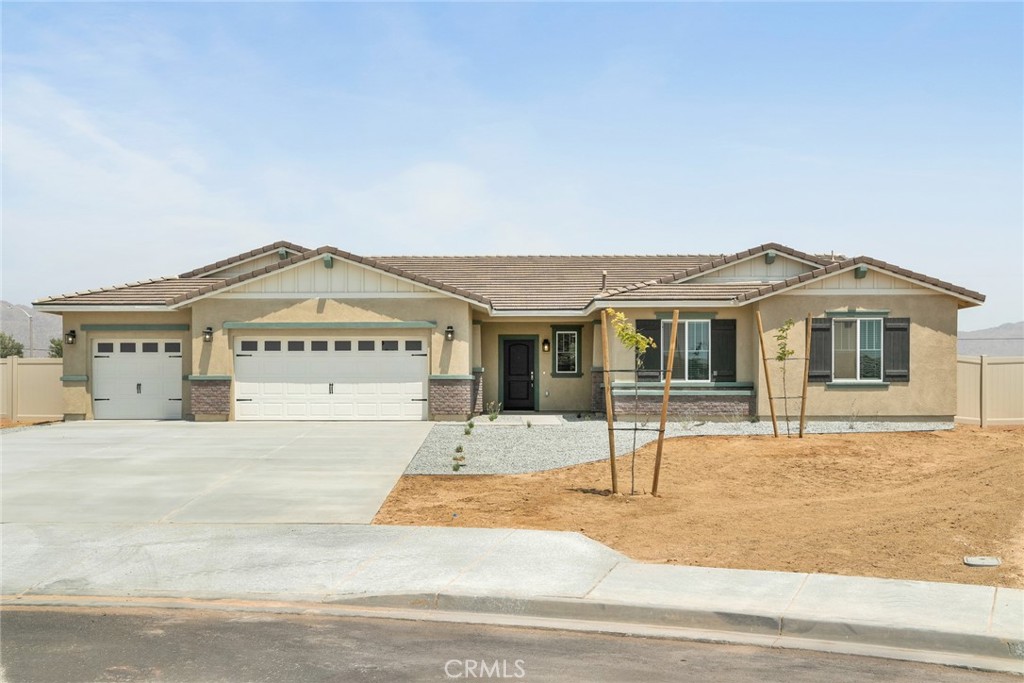 14818 Desert Lily Court, Apple Valley, CA 92307 — photo 1