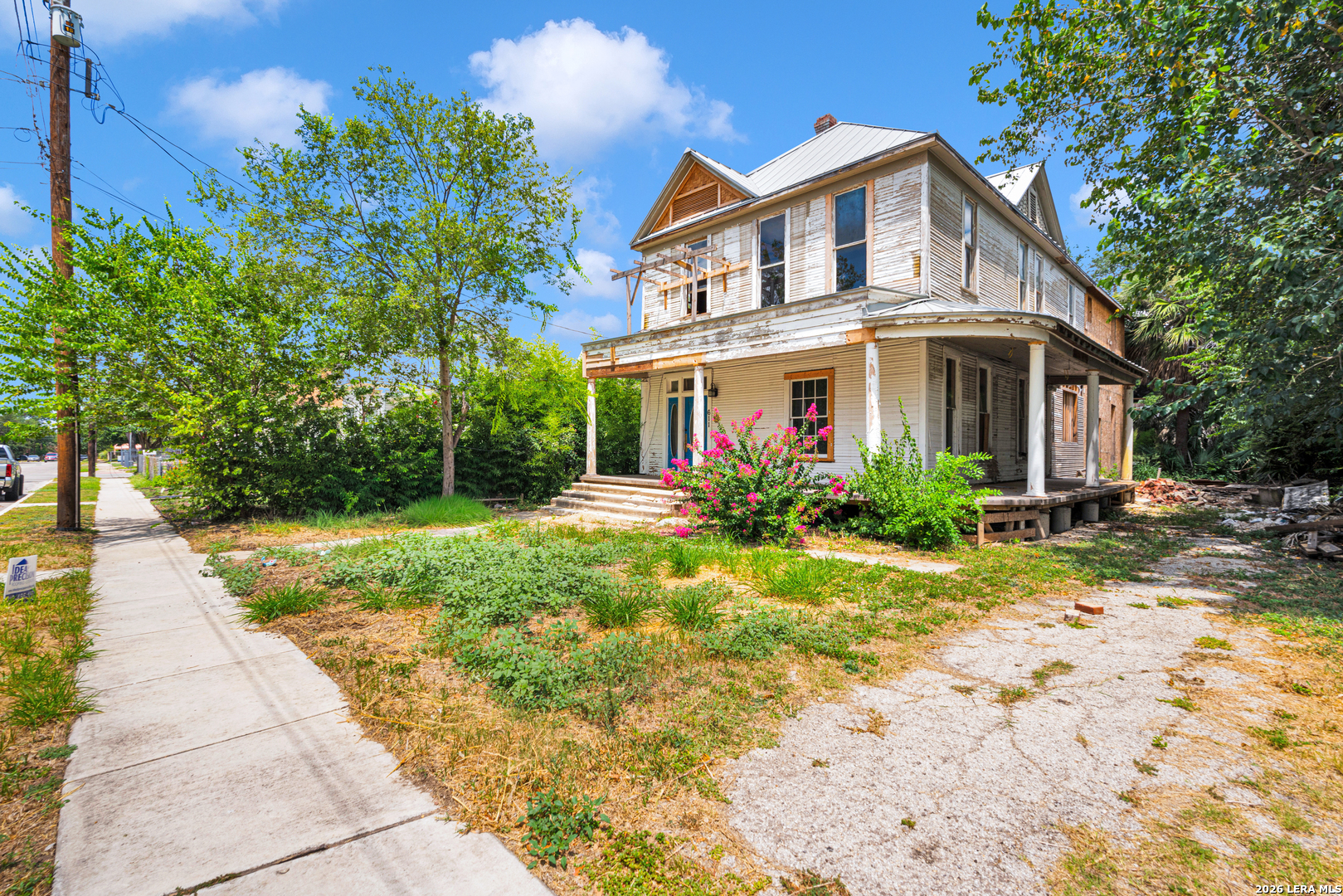 611 Mason, San Antonio, TX 78208 — photo 1