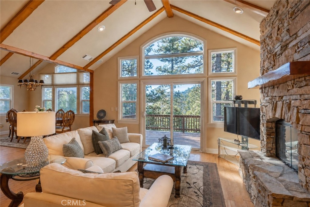 173 Grizzly Road, Lake Arrowhead, CA 92352 — photo 1