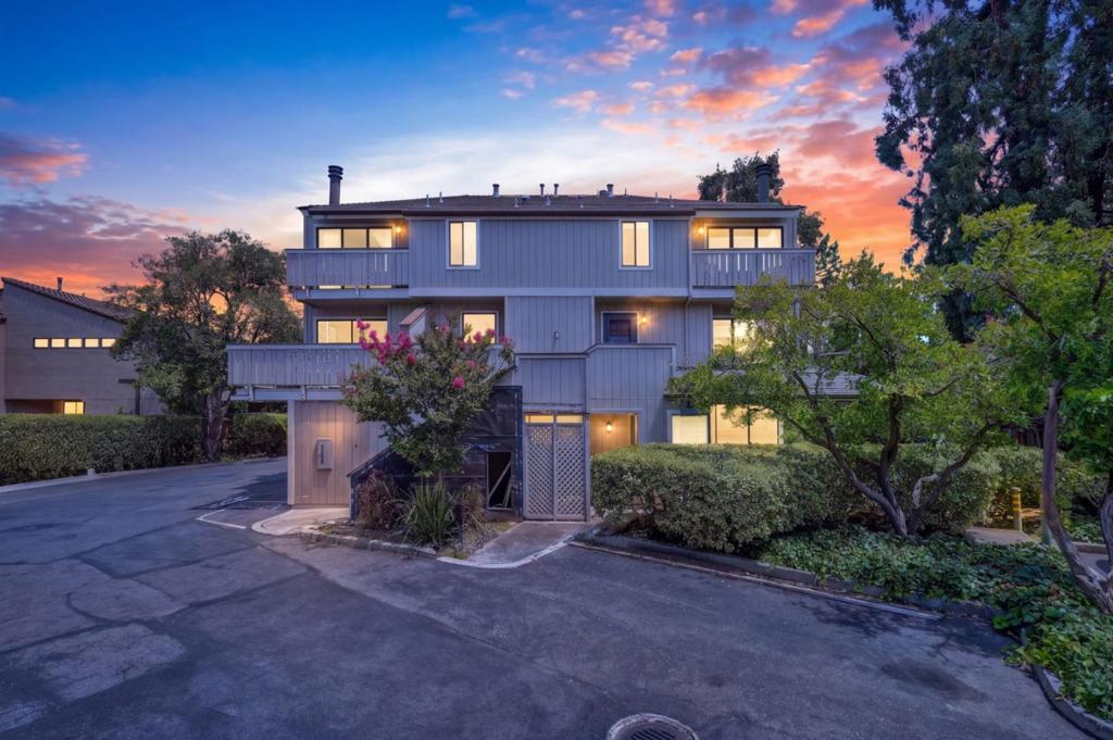 131 Union Avenue H, Campbell, CA 95008 — photo 1