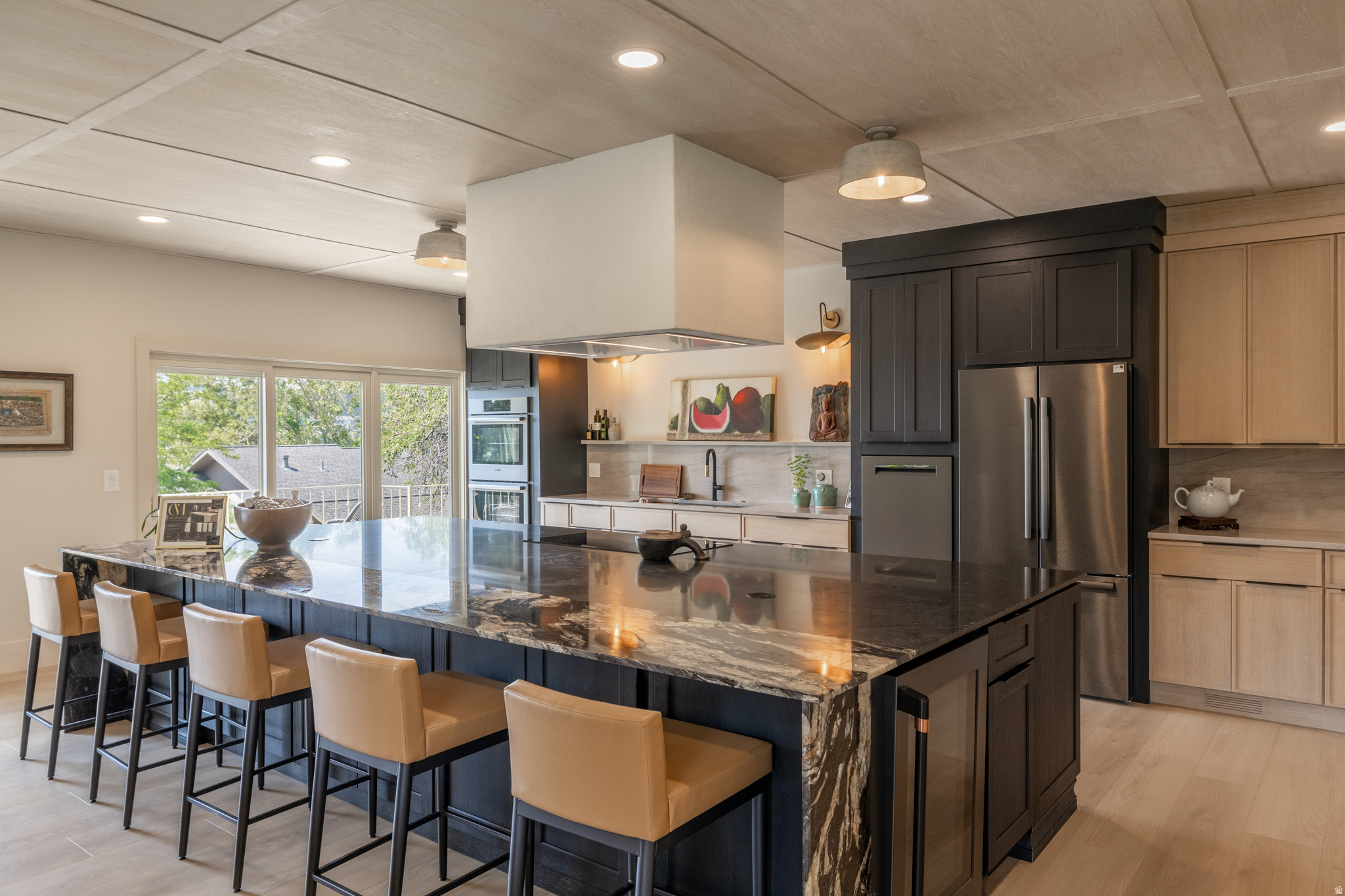 822 N GRANDRIDGE CT, Salt Lake City, UT 84103 — photo 1