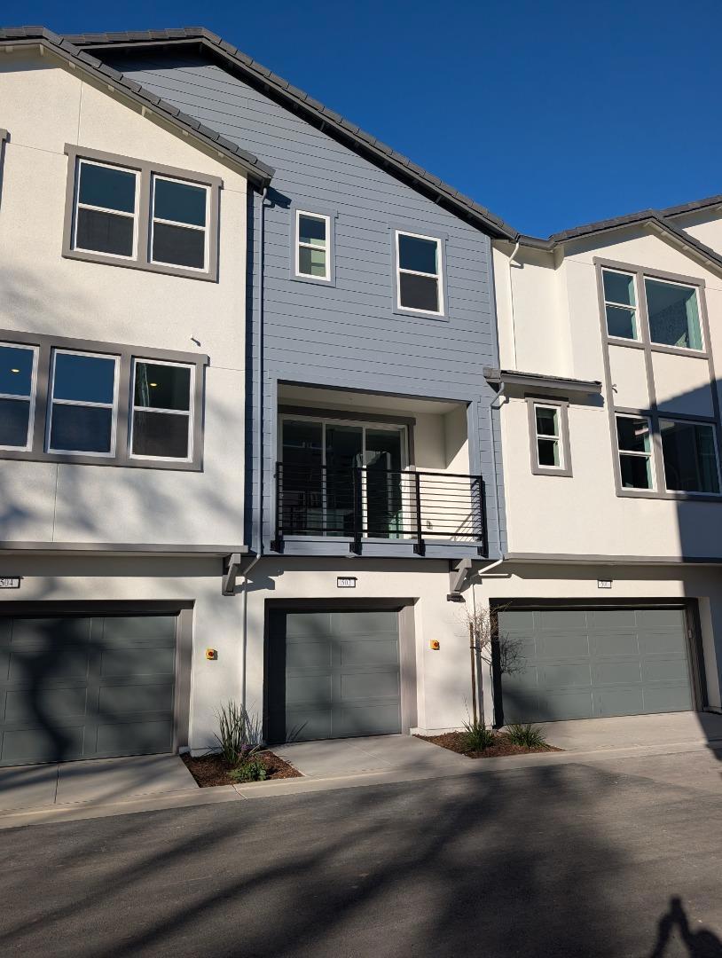 273 Wagon Way 37-03 - Plan 3, Campbell, CA 95008 — photo 1
