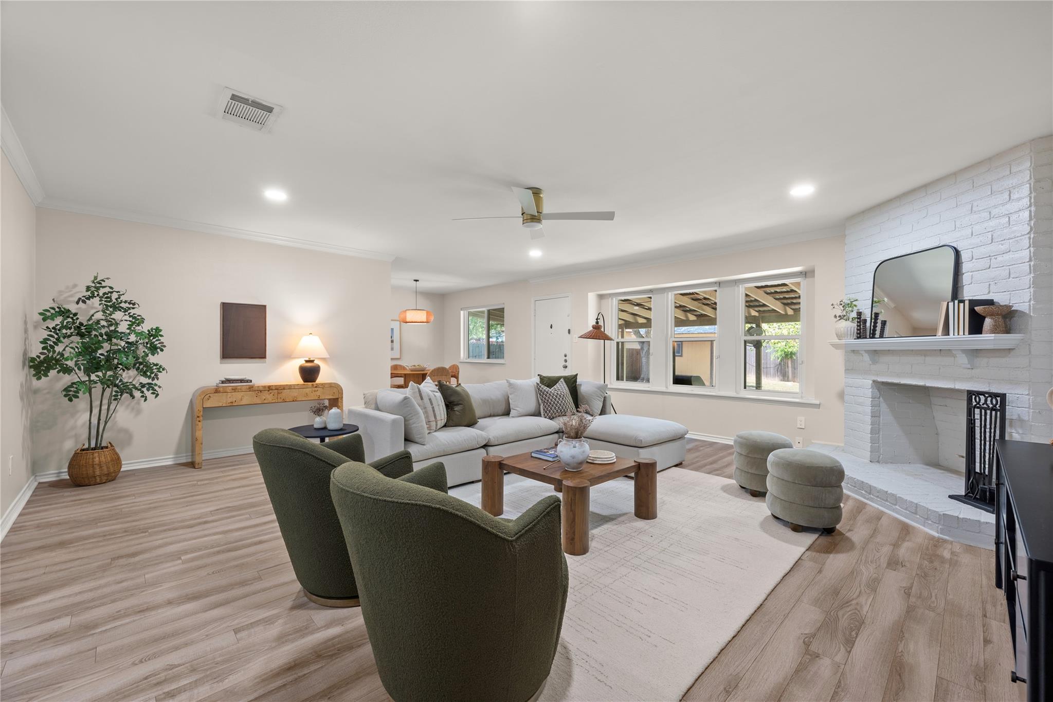 6716  Skynook Dr, Austin, TX 78745 — photo 1