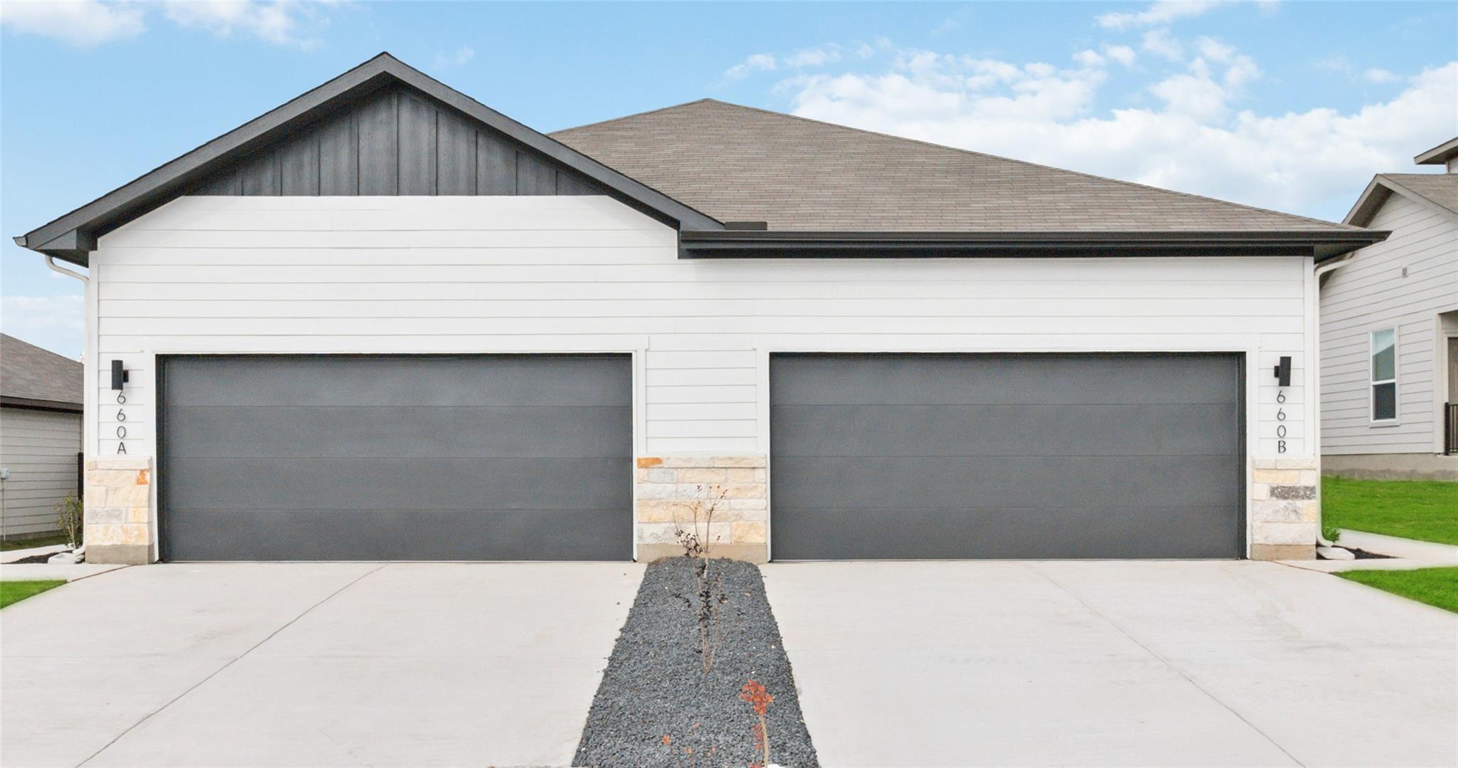 943 Staglin, Buda, TX 78610 — photo 1