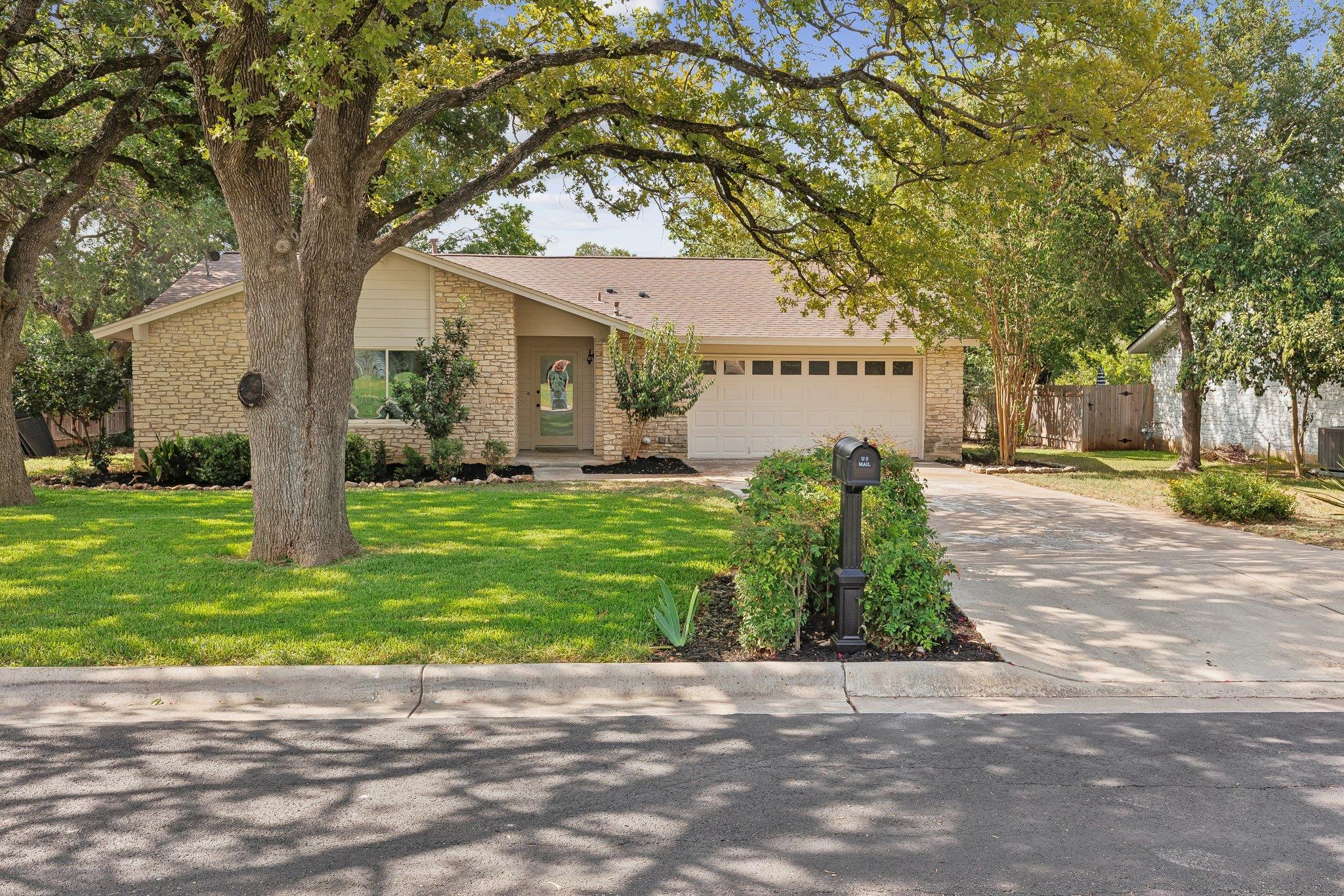 1102 Dunman, Georgetown, TX 78628 — photo 1