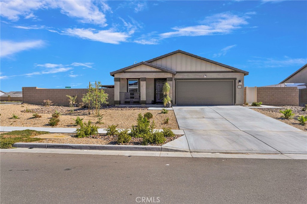 14200 Notre Dame, Hesperia, CA 92345 — photo 1