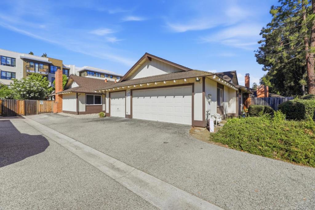937939 Miramonte Avenue, Mountain View, CA 94040 — photo 1