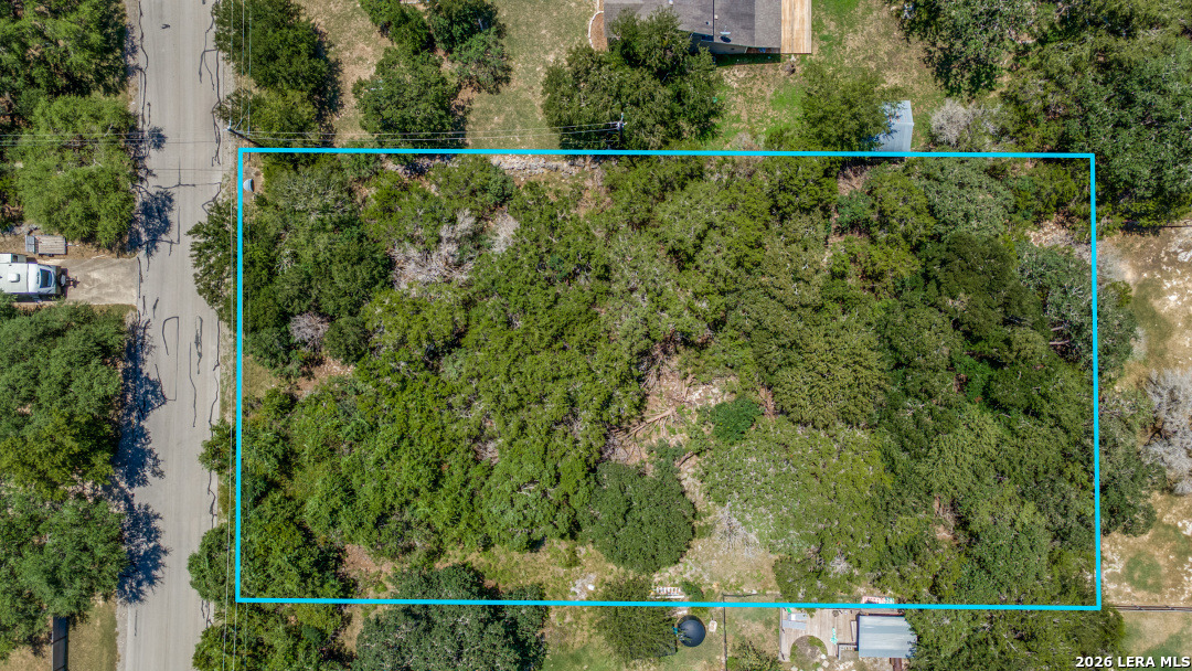 866 DEEP WATER DR, Spring Branch, TX 78070 — photo 1