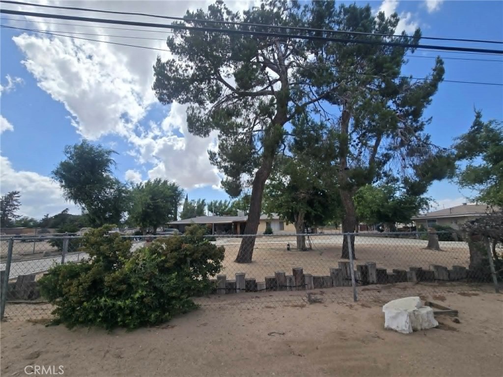 9100 11th, Hesperia, CA 92345 — photo 1