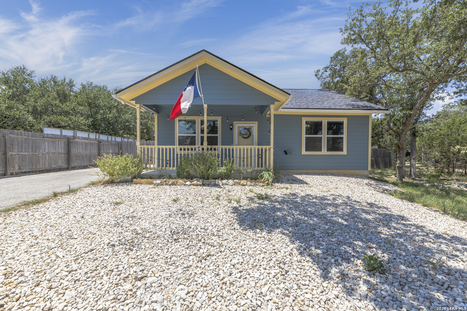 1296 Hedgestone, Canyon Lake, TX 78133 — photo 1