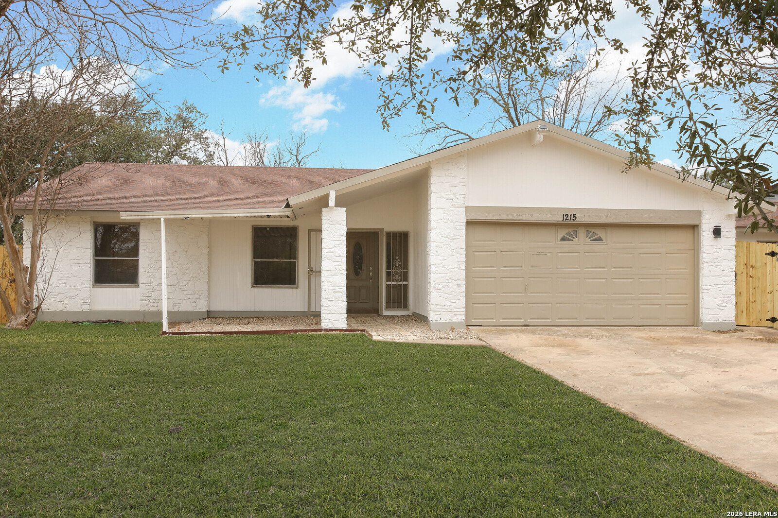 1215 Billings Dr, San Antonio, TX 78245 — photo 1