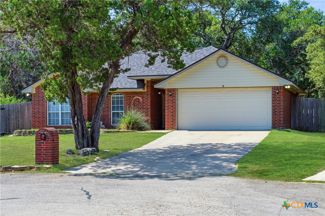 8 Holly, Belton, TX 76513 — photo 1