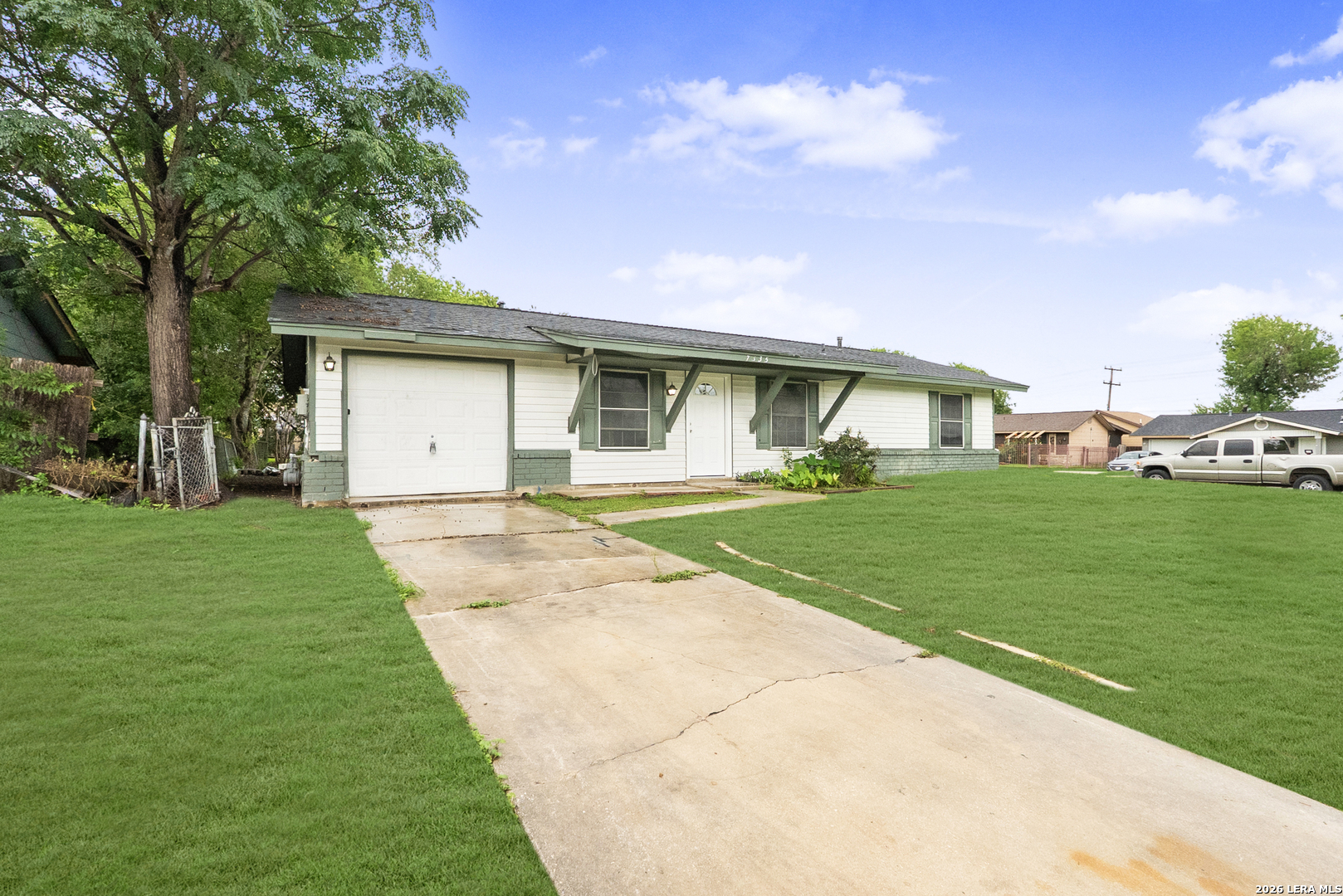 7335 Glen Brk, San Antonio, TX 78239 — photo 1
