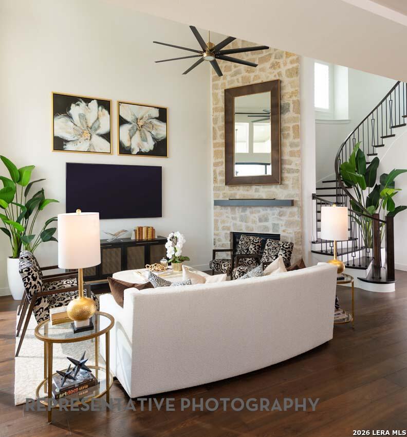 201 Amistad, , 78006 — photo 1
