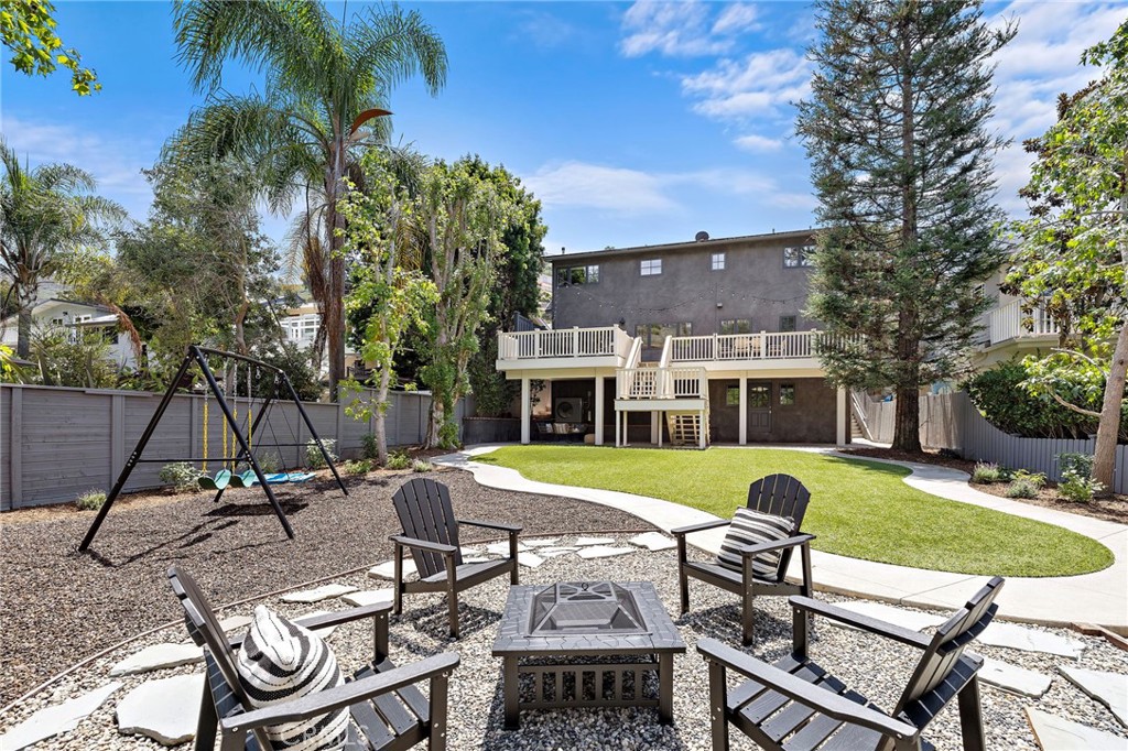 916 Bluebird Canyon Drive, Laguna Beach, CA 92651 — photo 1