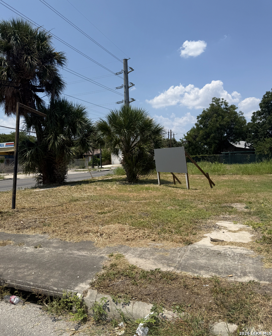 103 Denver Blvd, San Antonio, TX 78210 — photo 1