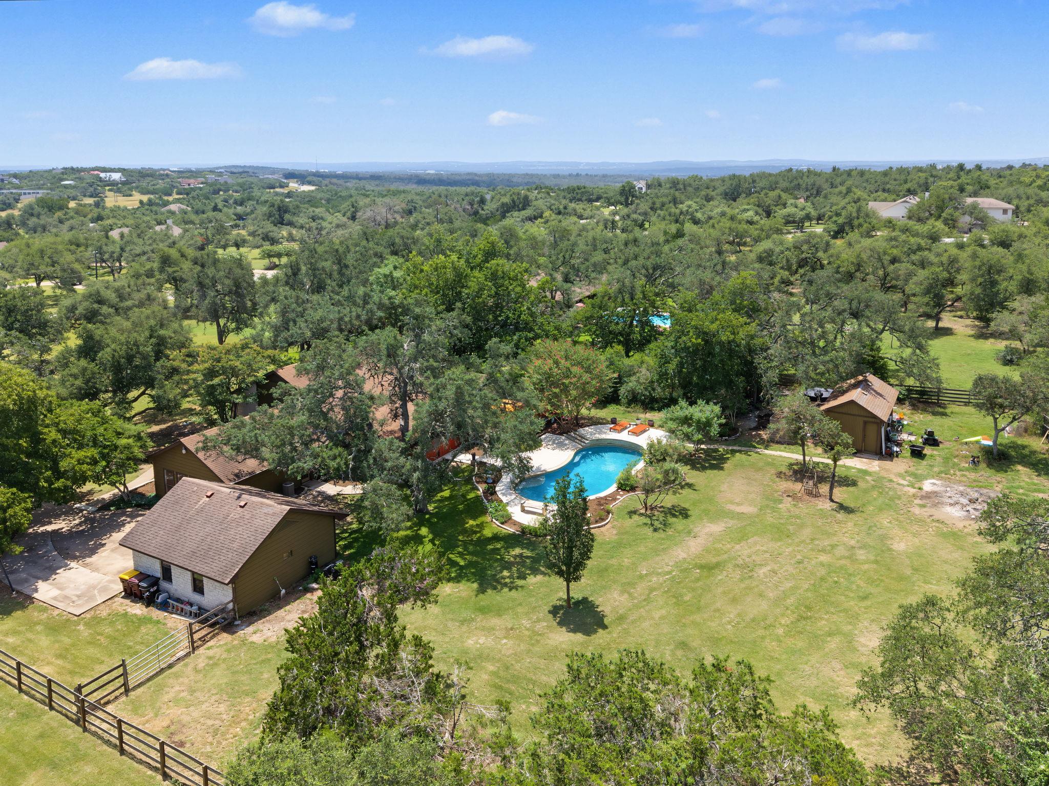 502 Lariat, Dripping Springs, TX 78620 — photo 1
