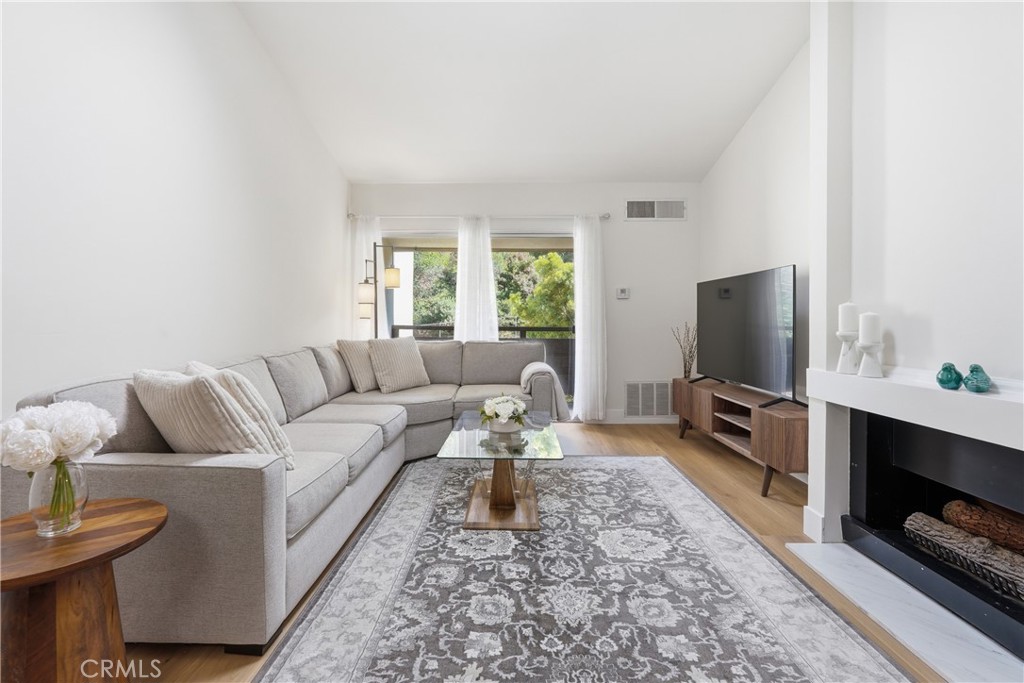 1621 Hotel Cir S E325, San Diego, CA 92108 — photo 1