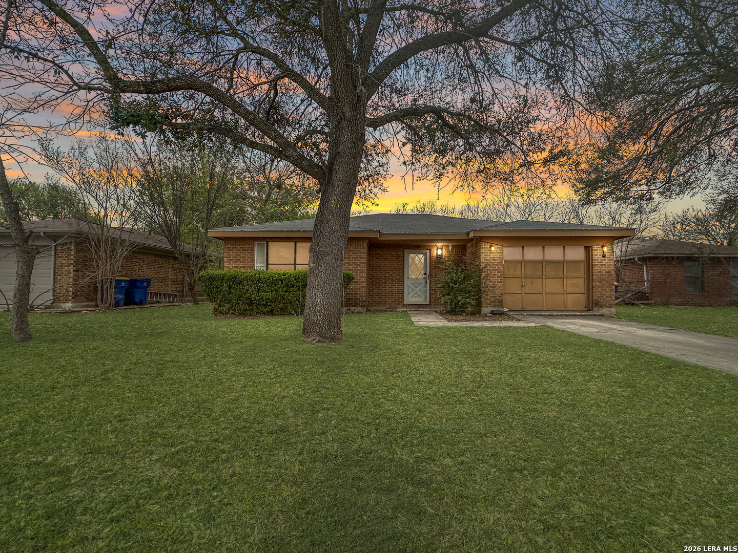 116 APACHE CIR, ,  78108 — photo 1