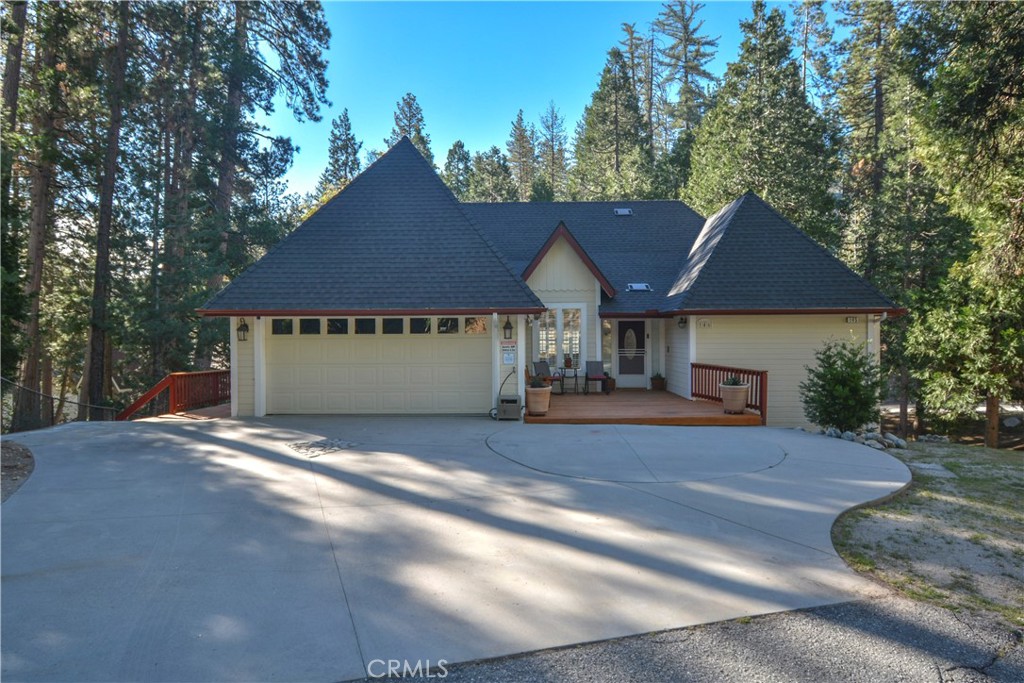 145 Birchwood, Lake Arrowhead, CA 92352 — photo 1