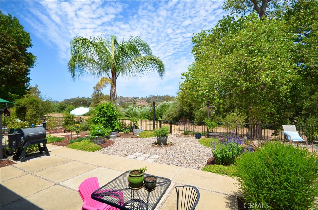 3404 Oak Cliff Drive 3, Fallbrook, CA 92028 — photo 1