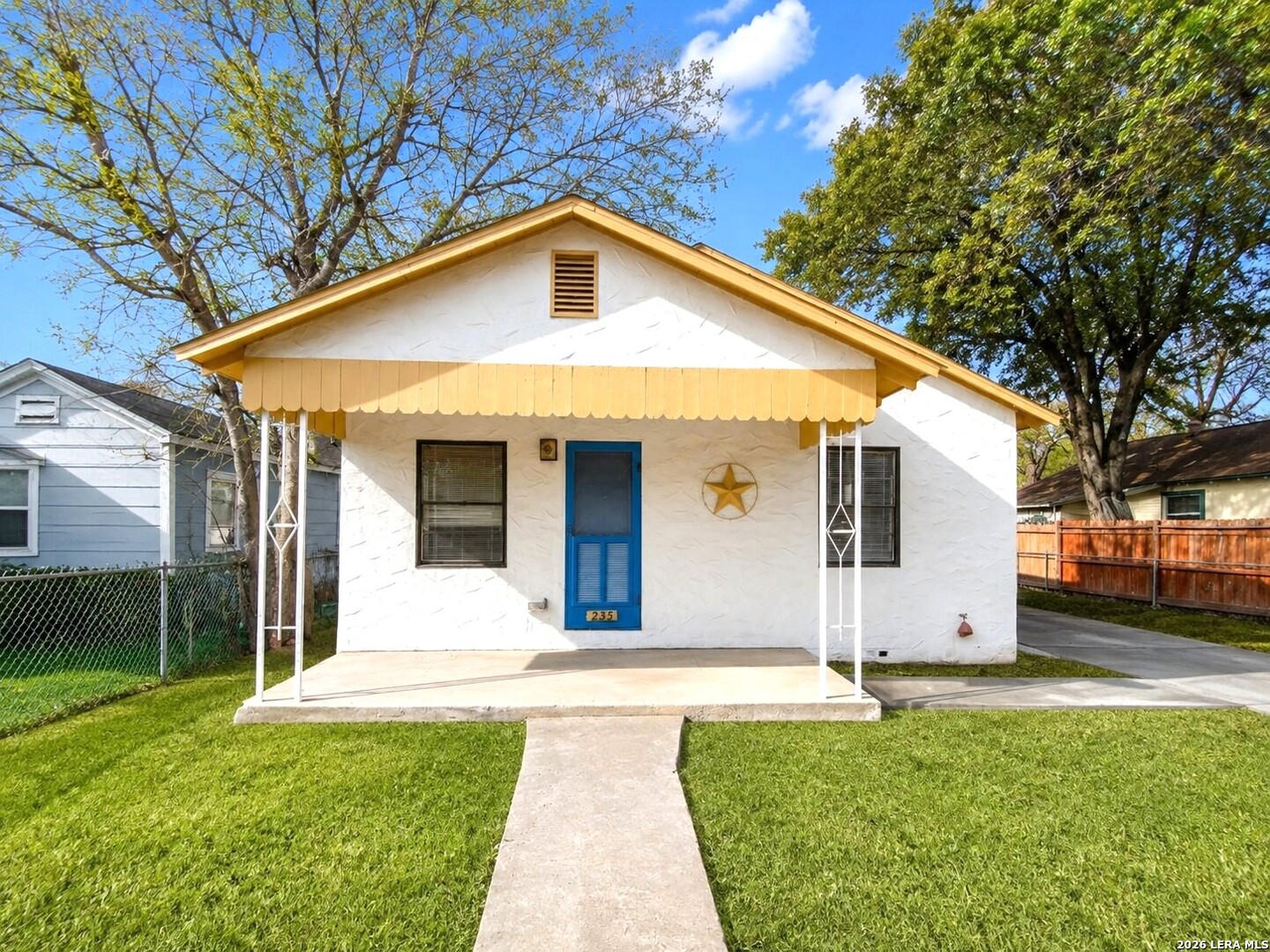 235 Benita, San Antonio, TX 78210 — photo 1
