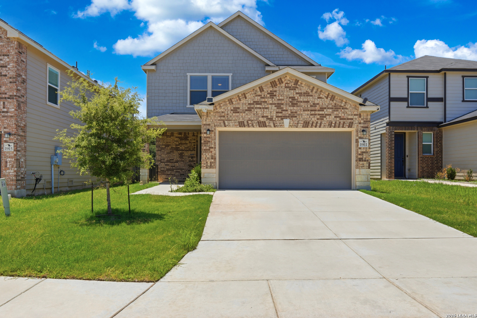 1911 Overlook Knoll, San Antonio, TX 78245 — photo 1