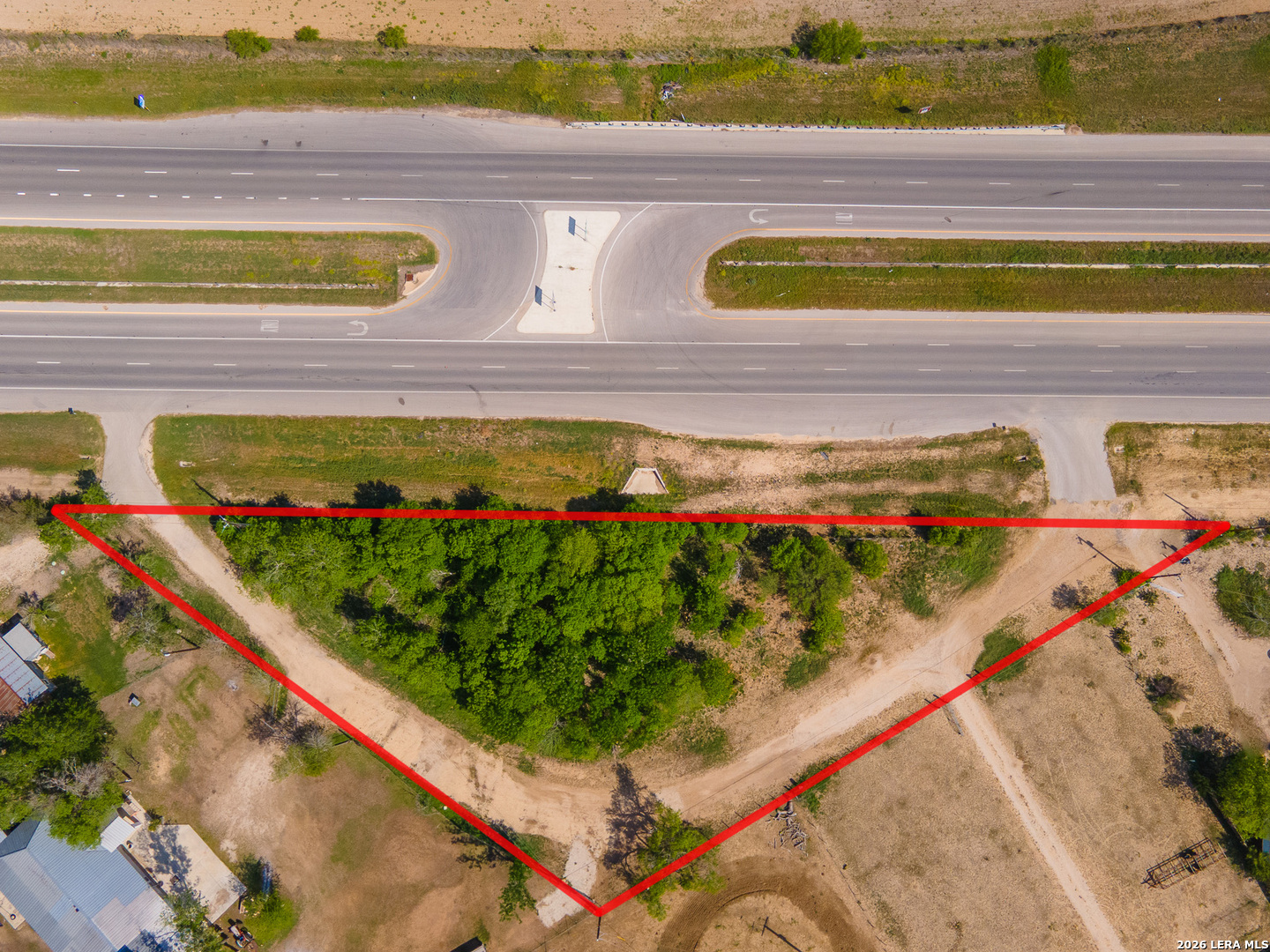 4984 S Loop 1604 E, Elmendorf, TX 78112 — photo 1