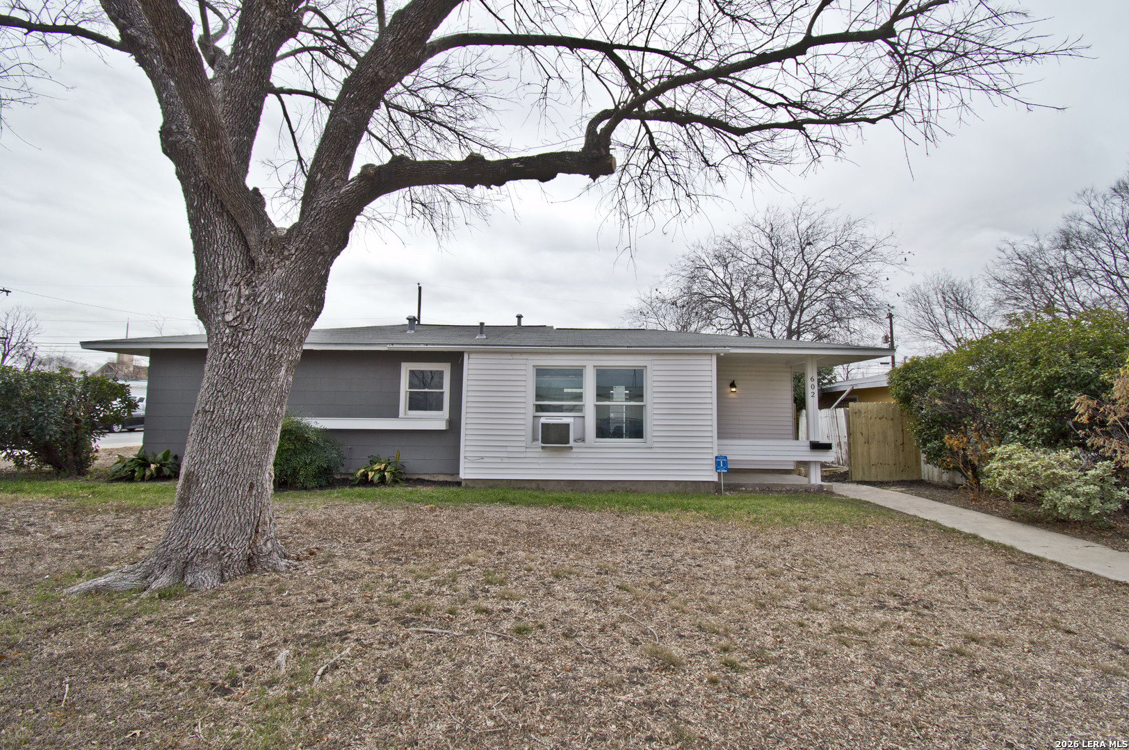 602 Sacramento, San Antonio, TX 78212 — photo 1