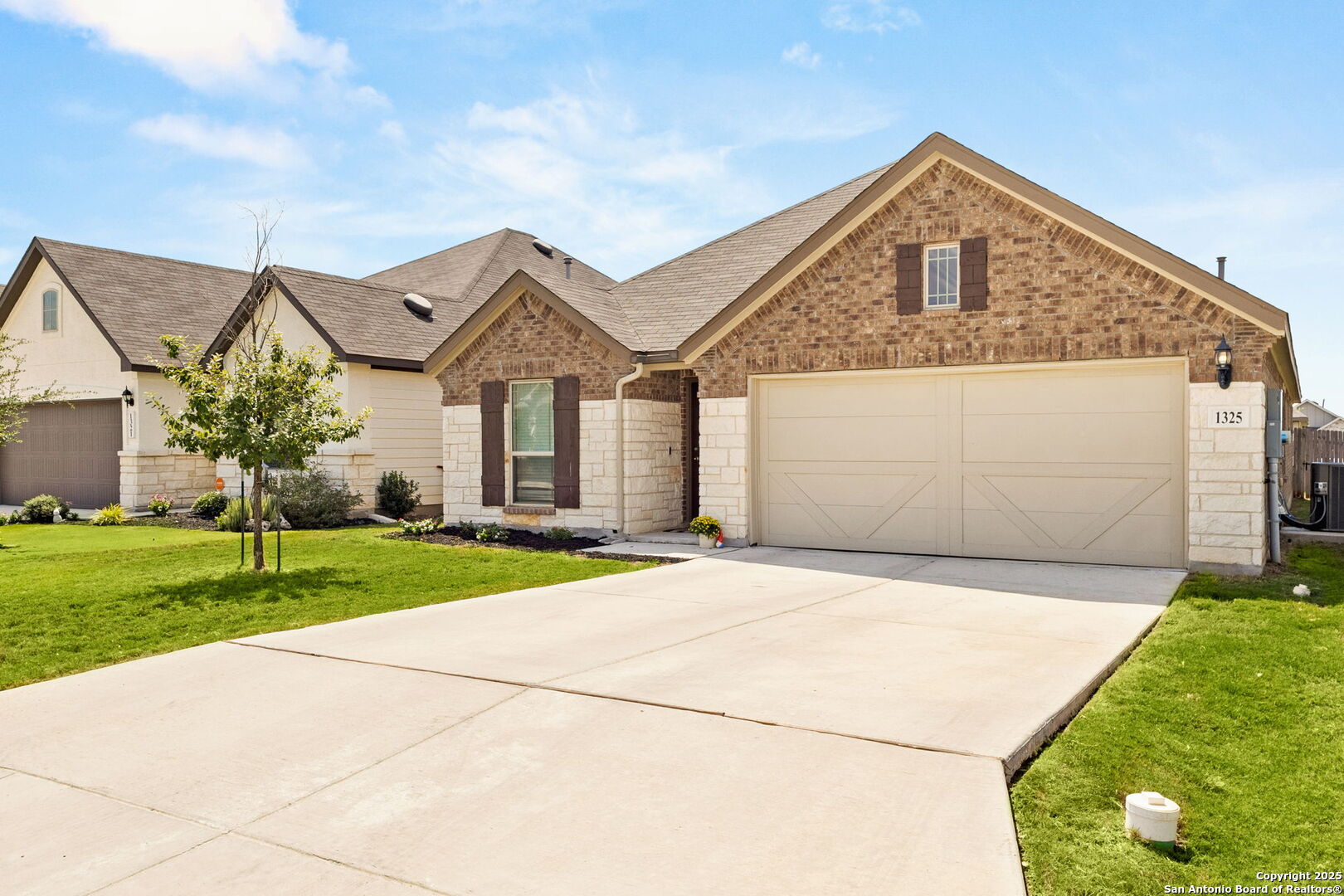 1325 Cool River, New Braunfels, TX 78132 — photo 1