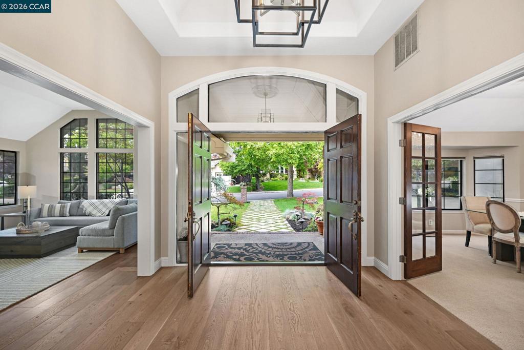 85 Trish Ct, Danville, CA 94506 — photo 1