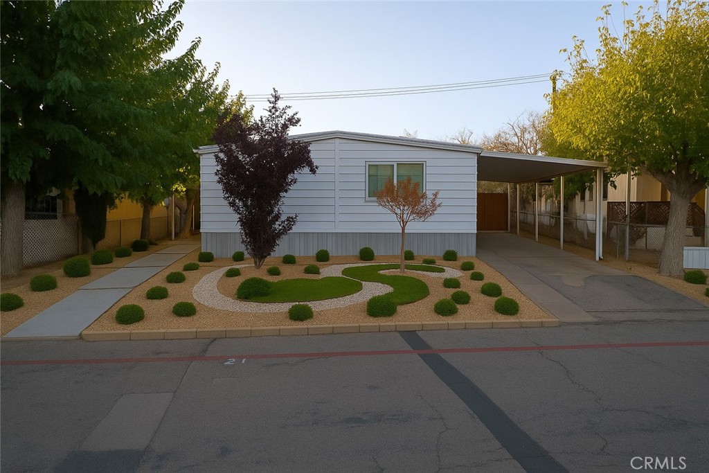 9426 Tamarisk 21, Hesperia, CA 92345 — photo 1