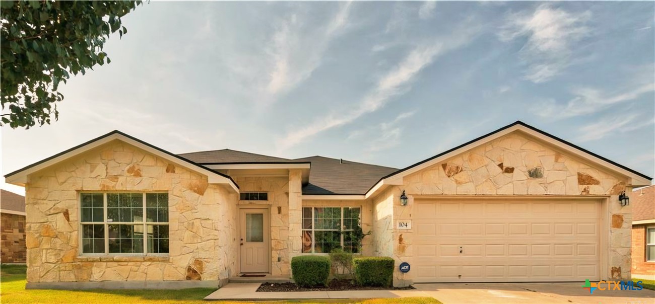 104 Lone Shadow Drive, Harker Heights, TX 76548 — photo 1