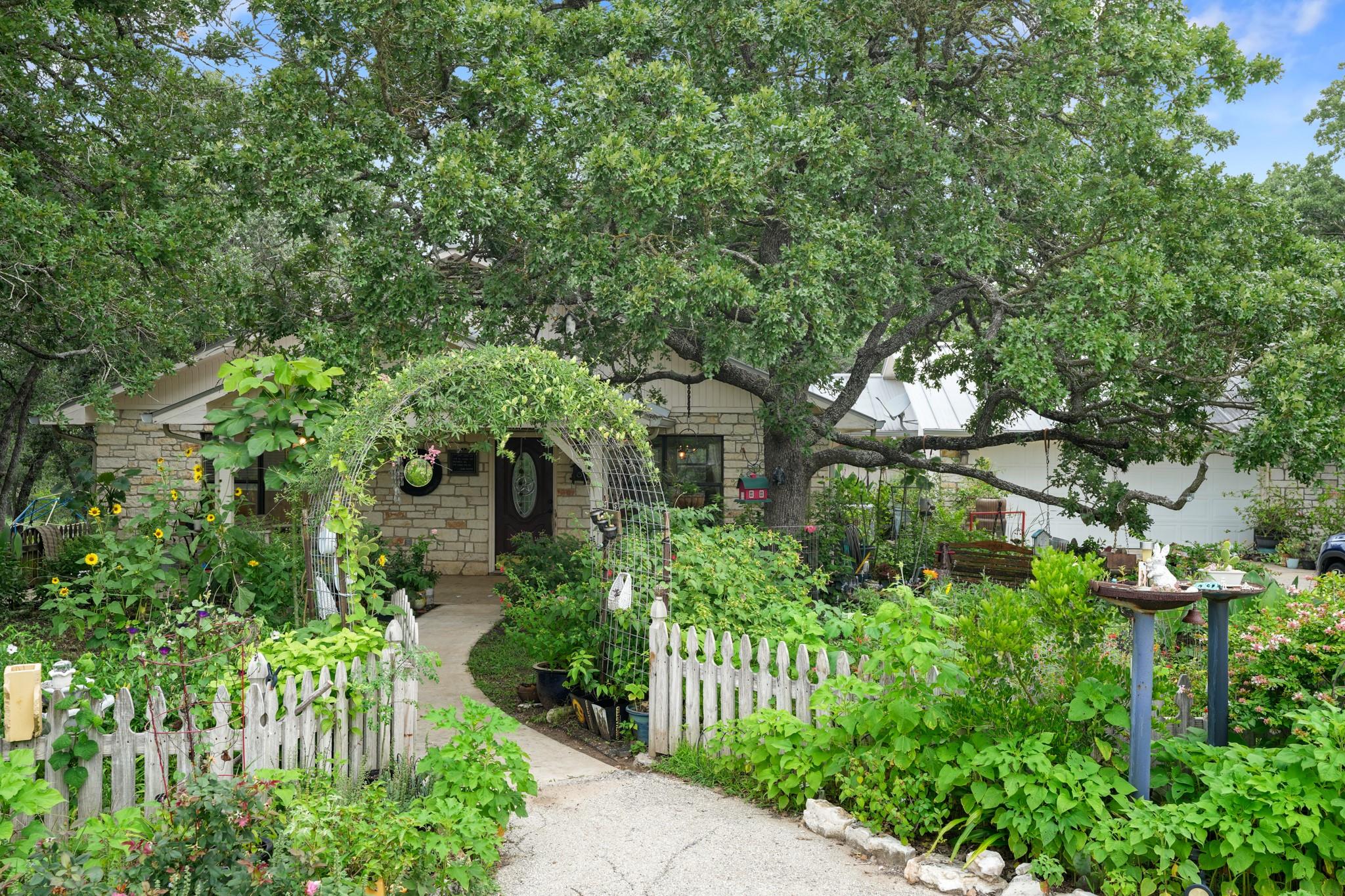 3413 Fm 1185 None, Lockhart, TX 78644 — photo 1