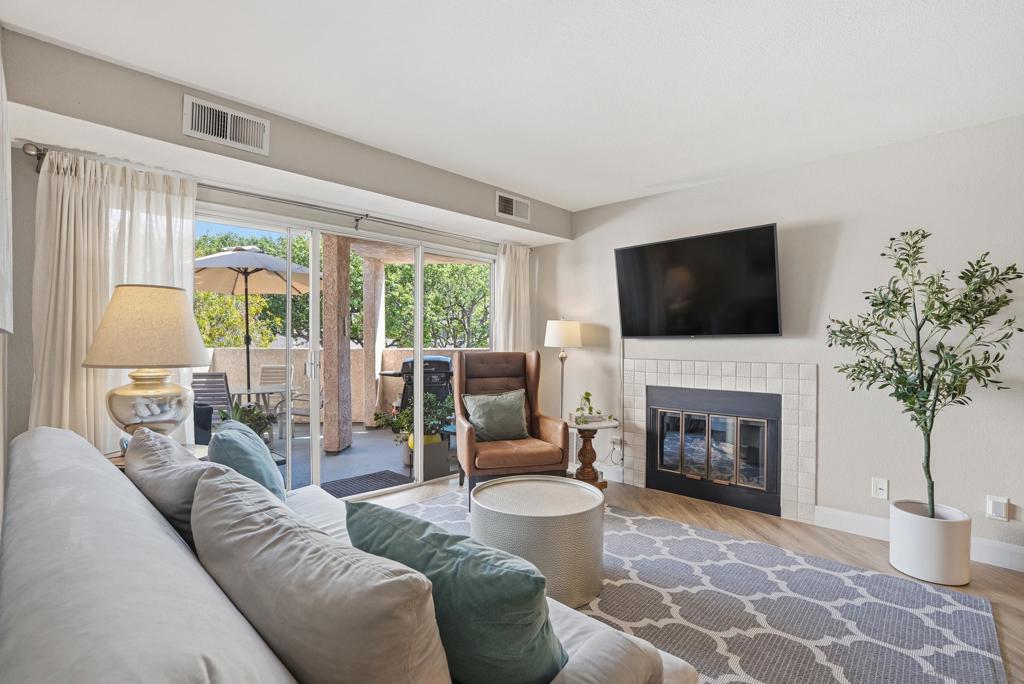 7228 Camino Degrazia 275, San Diego, CA 92111 — photo 1