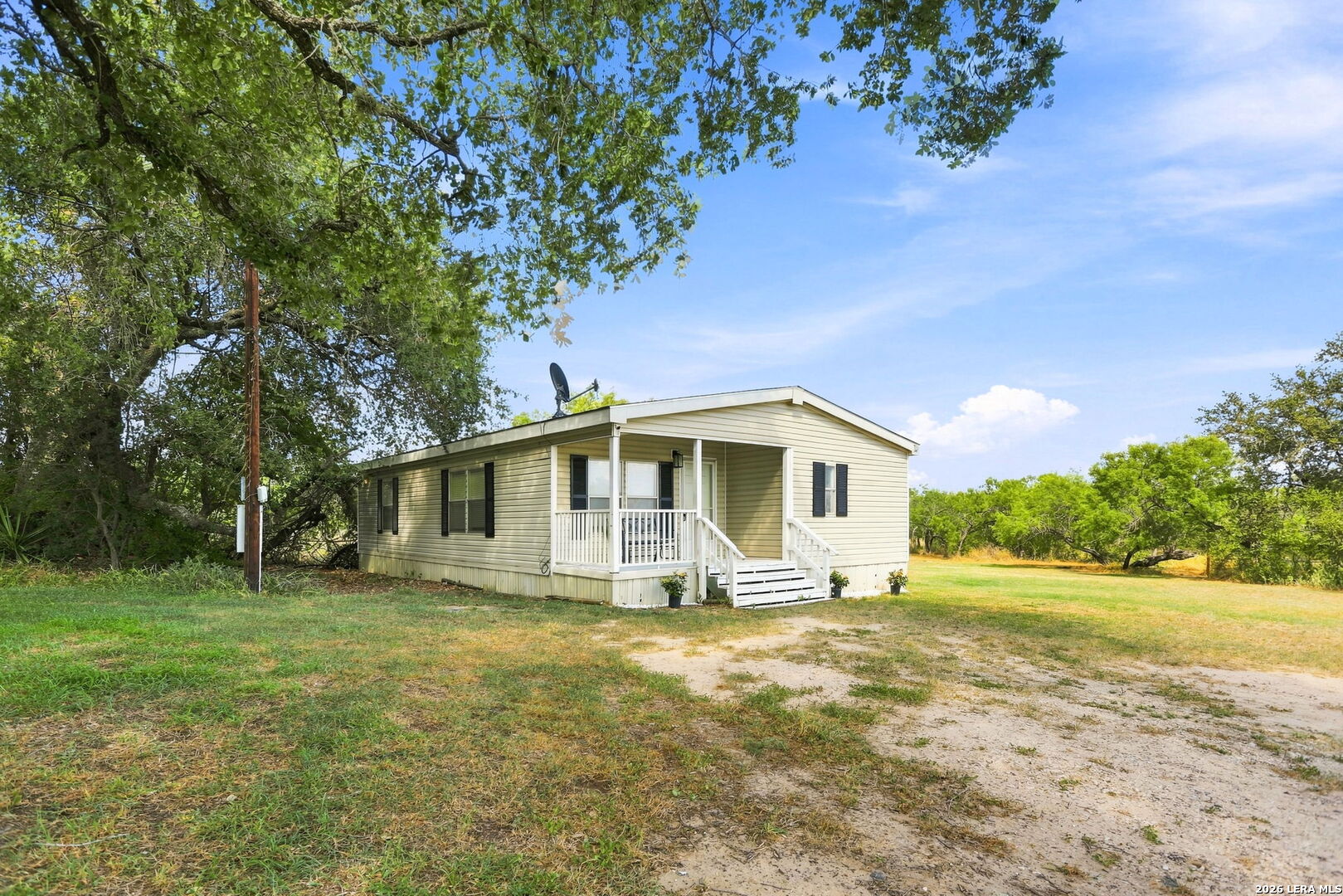 275 Fay drive, Lytle, TX 78052 — photo 1