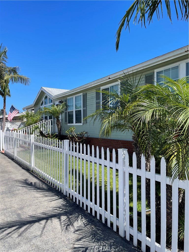 20701 Beach Blvd 147, Huntington Beach, CA 92648 — photo 1