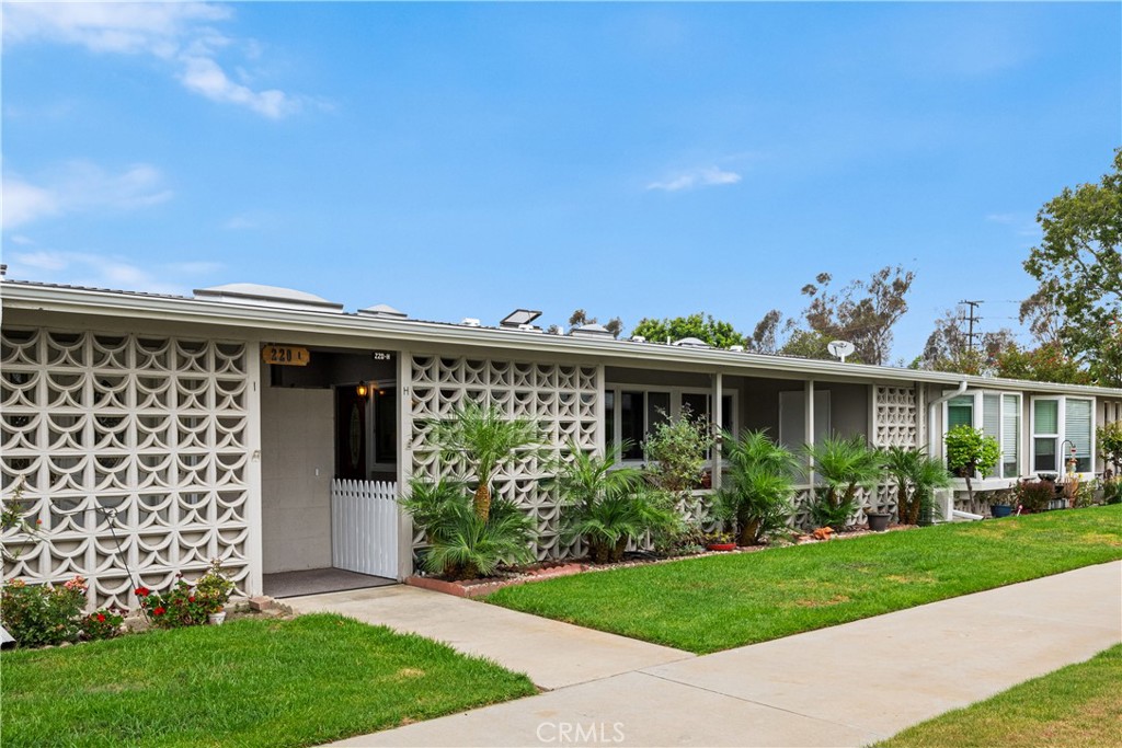 1075 Brookline Road 220H, Seal Beach, CA 90740 — photo 1
