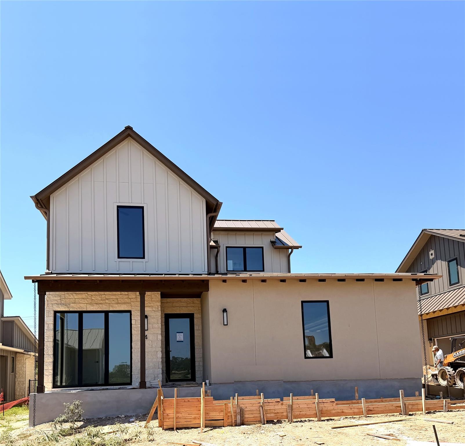 711 N Paleface Ranch Rd  #4, Spicewood, TX 78669 — photo 1