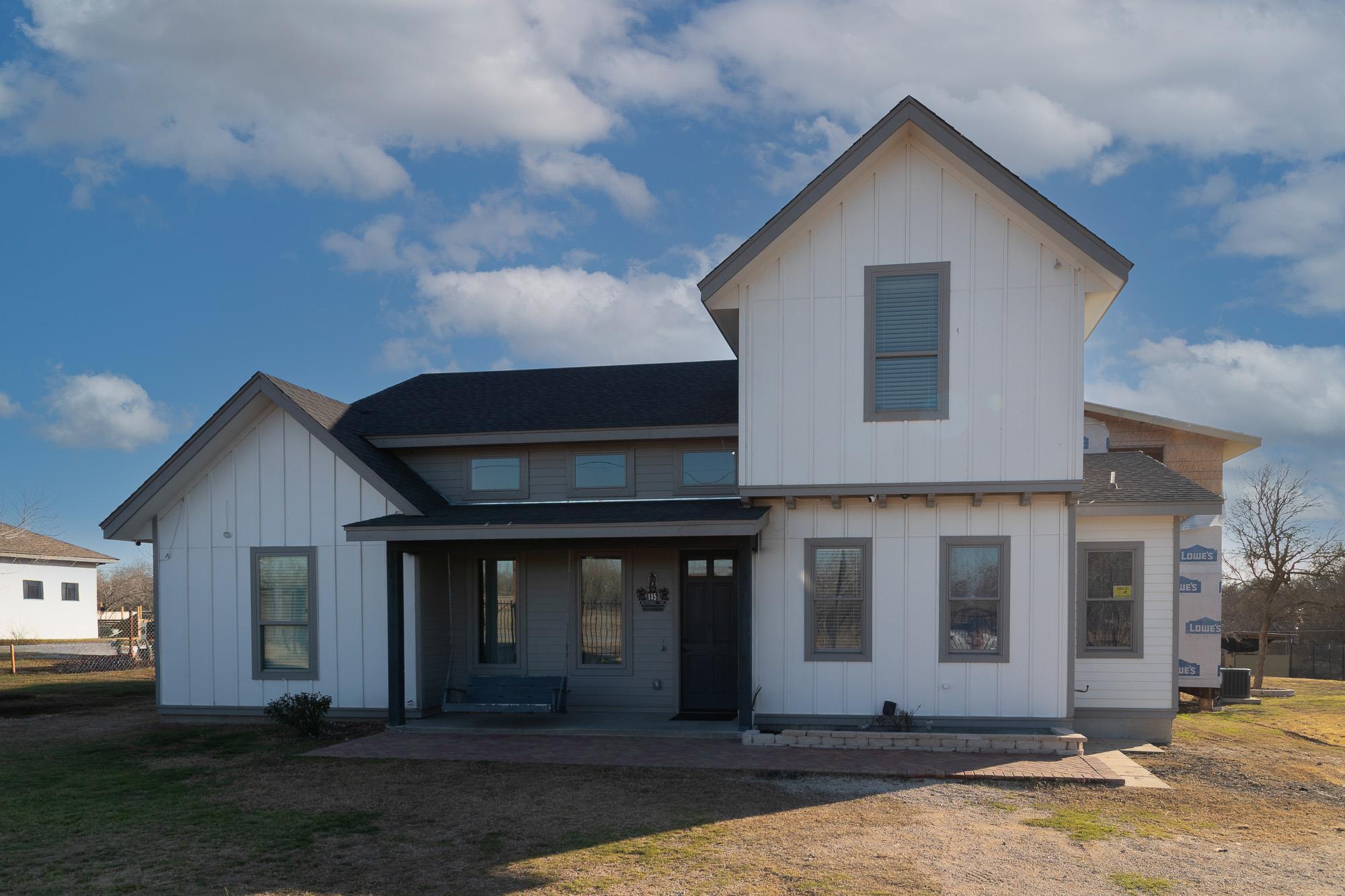 185 N Blushing Dr, Cedar Creek, TX 78612 — photo 1
