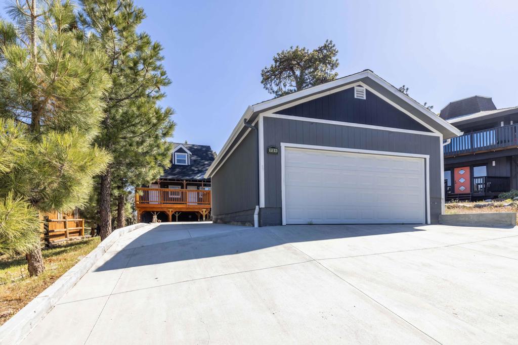 721 Villa Grove Avenue, Big Bear, CA 92314 — photo 1