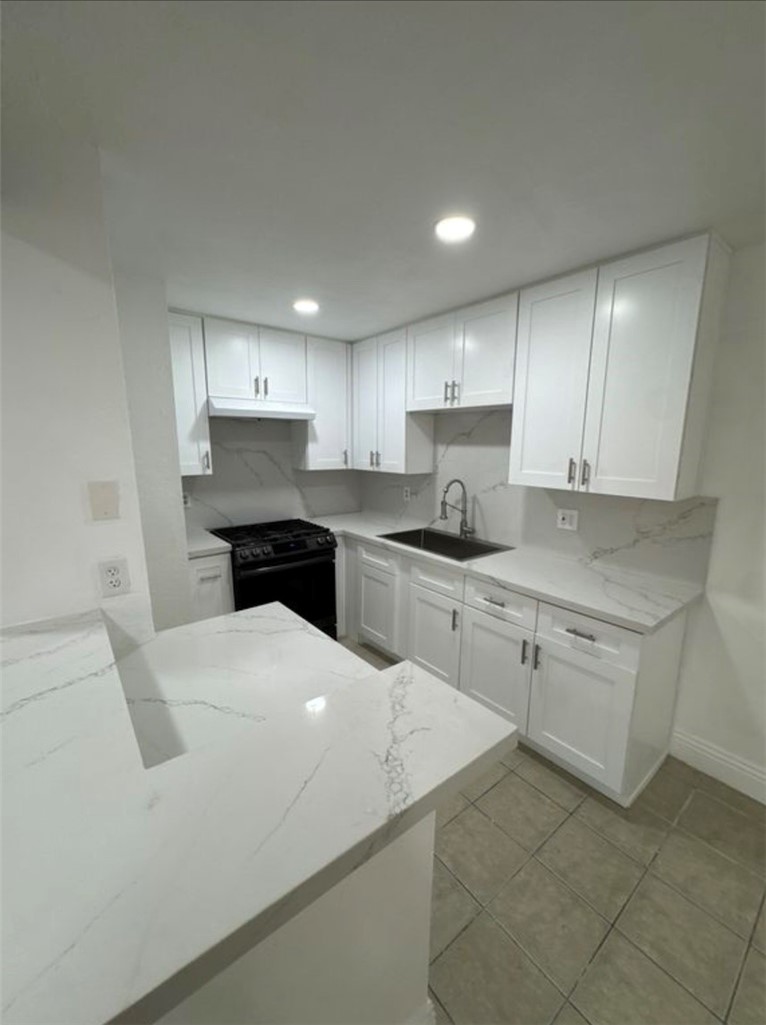 1101 W Macarthur 301, Santa Ana, CA 92707 — photo 1